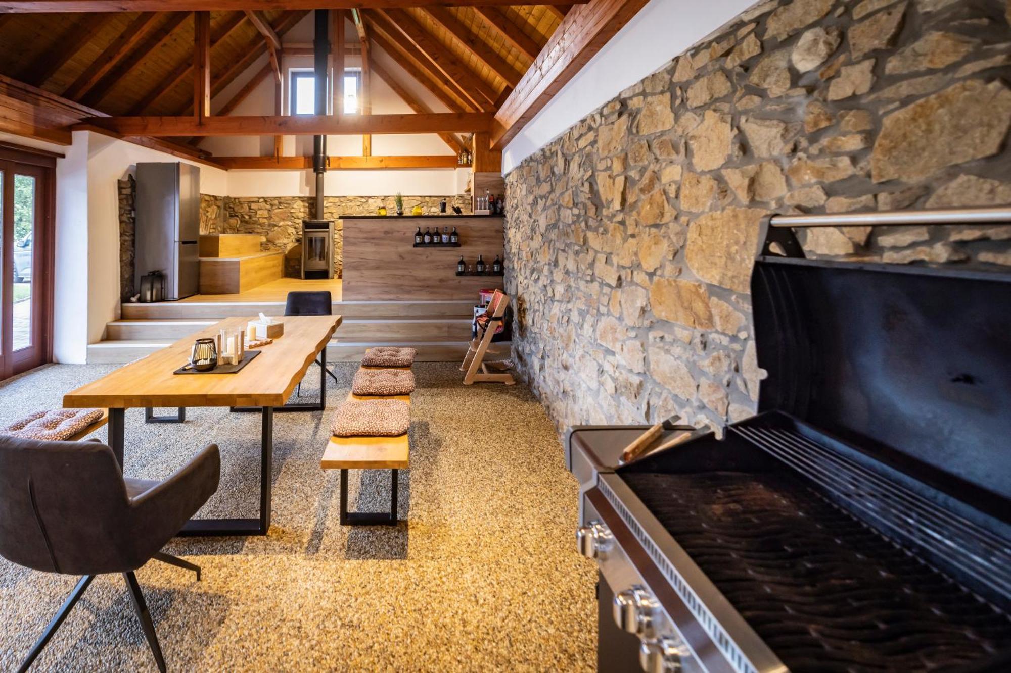 Apartman Dvorce Stráž nad Nežárkou Exterior foto